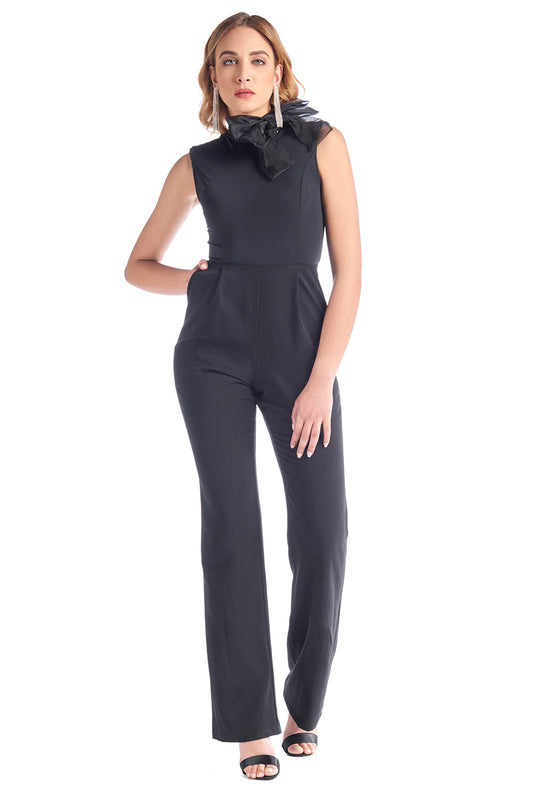 连身裤搭配莱卡上衣和带马尾欧根纱蝴蝶结的绉纱长裤