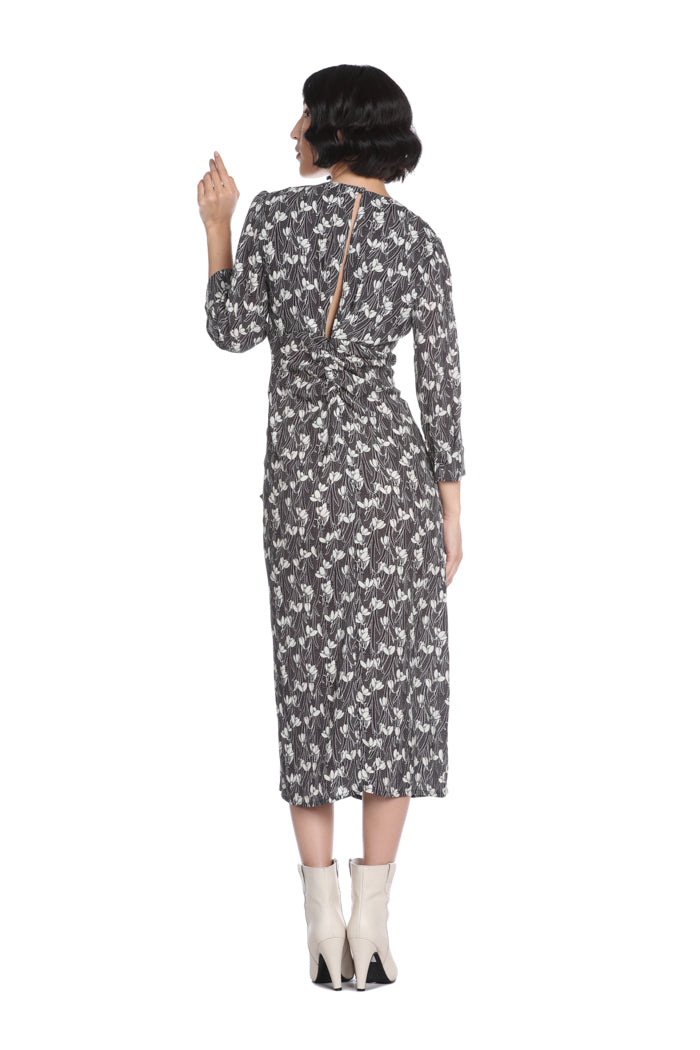 VOTTES 中长连衣裙 3/4 袖双领口加卷边加花朵图案开衩