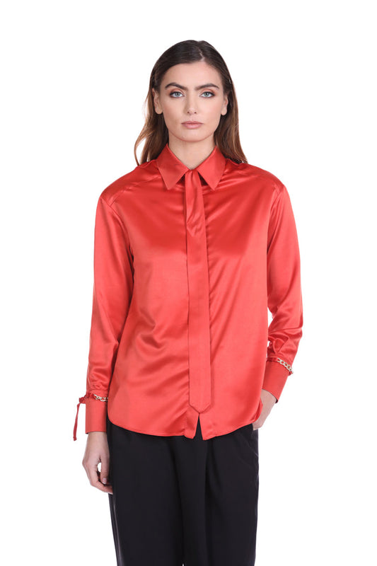 长袖 CELENTY 衬衫配丝带加链条配领带