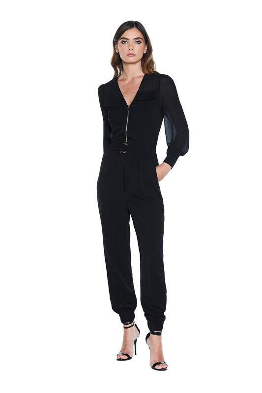 长袖 AIR 套装,袖口加纽扣,翻盖加拉链加腰带加口袋