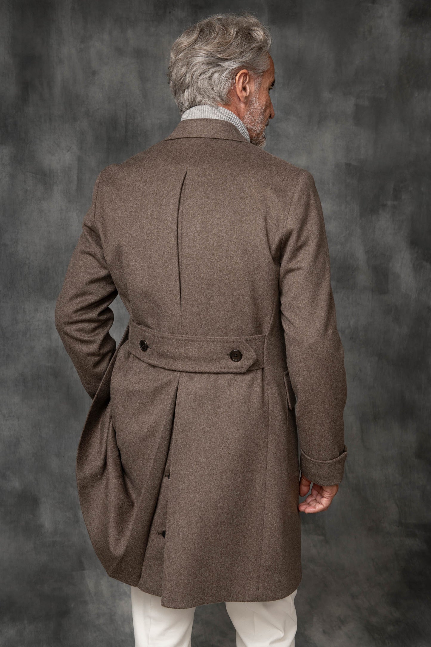 Loro Piana 羊毛灰褐色 Polo 衫——意大利制造