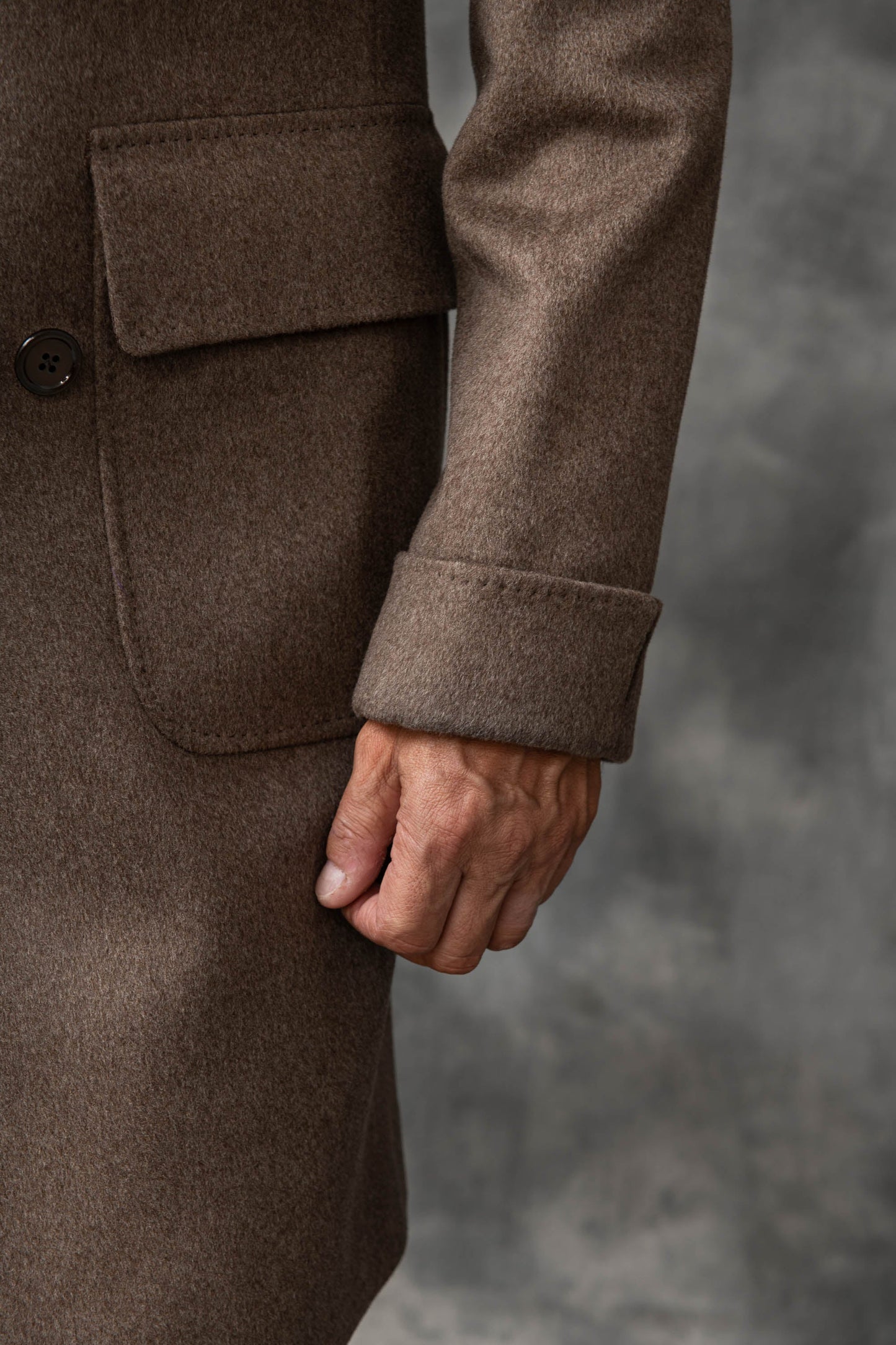 Loro Piana 羊毛灰褐色 Polo 衫——意大利制造