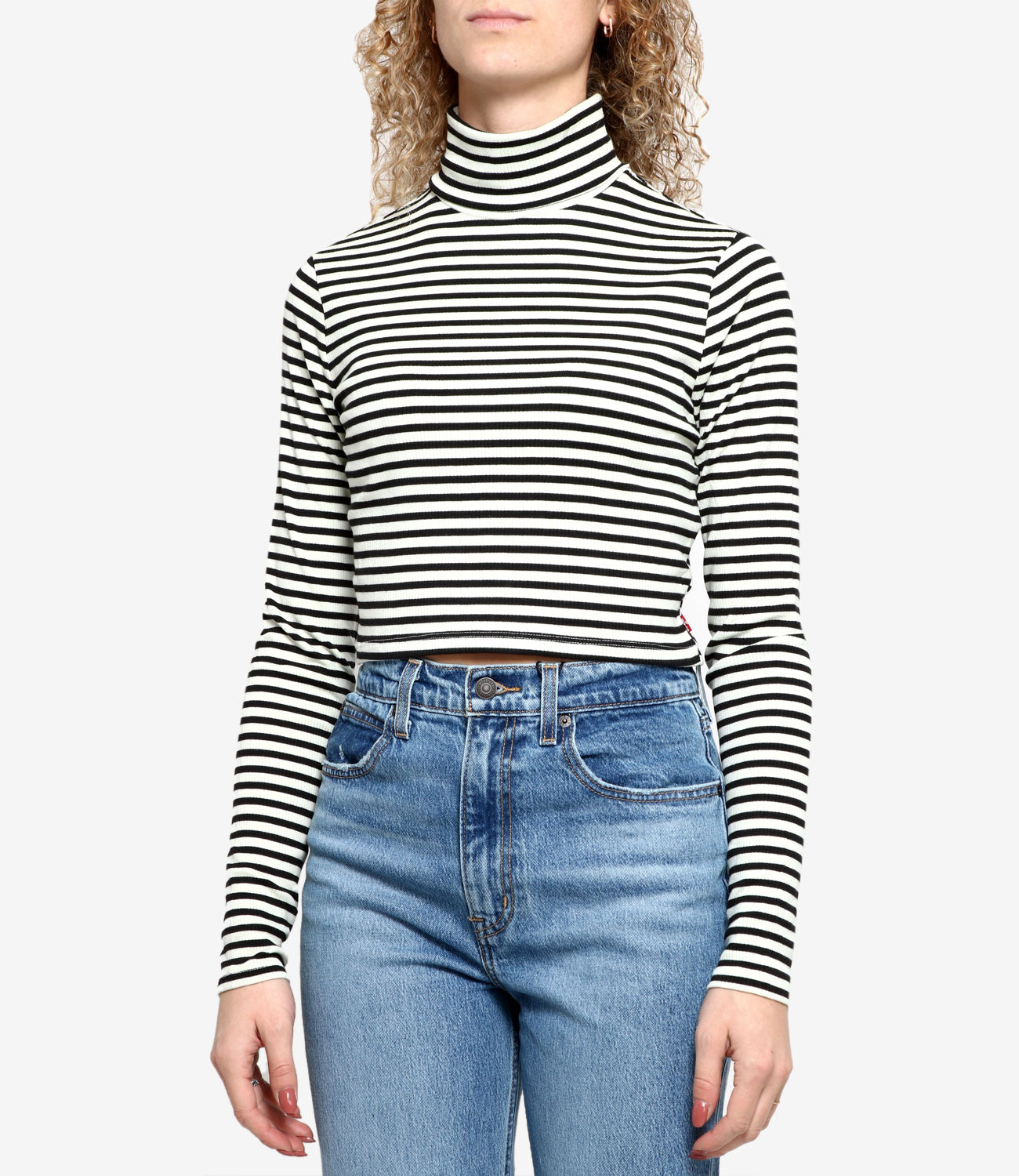 李维斯 |奥里尔白色和黑色球衣