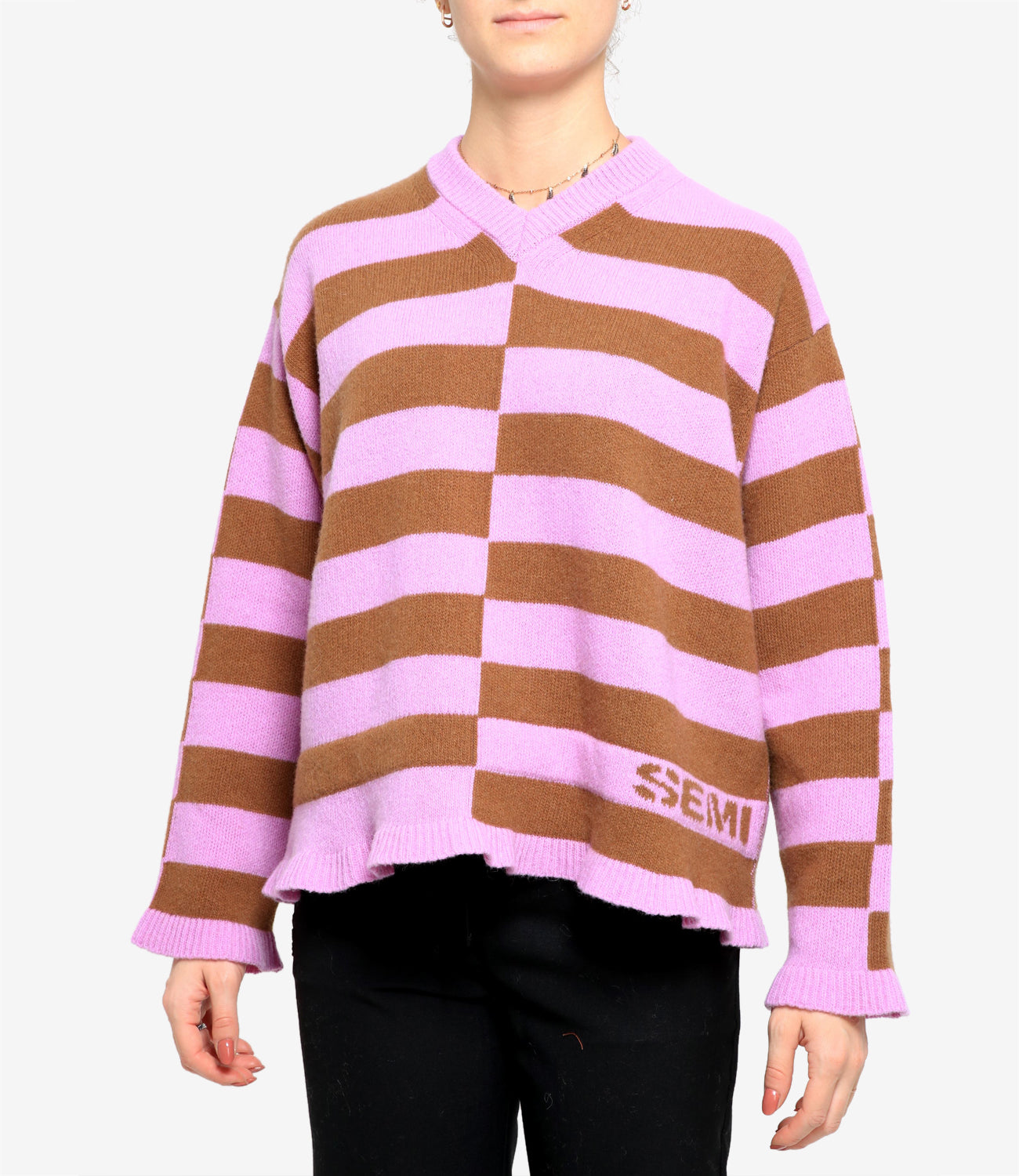 半高级定制 |乳白色毛衣仙客来和烟草