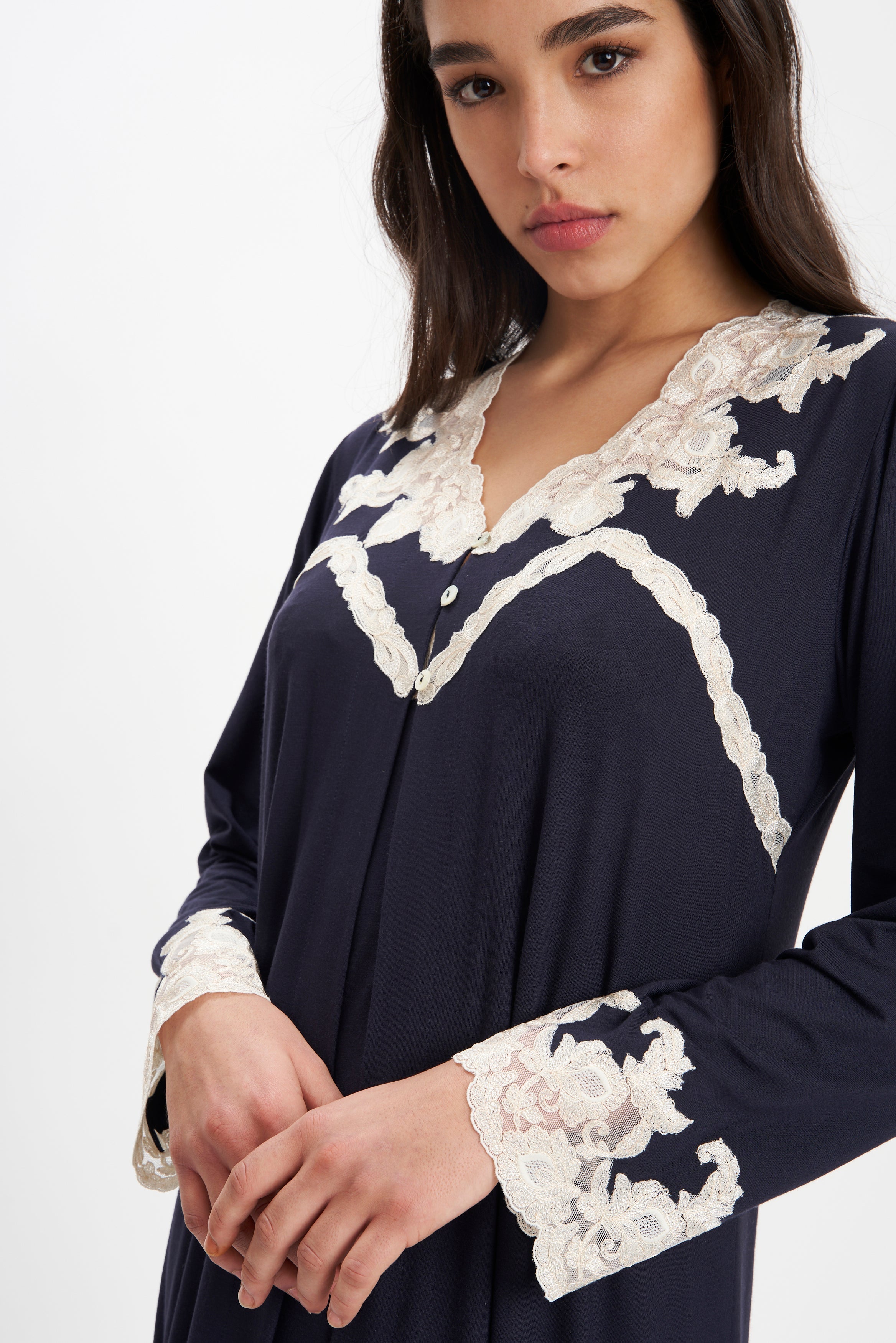 粘胶平纹针织长袍
