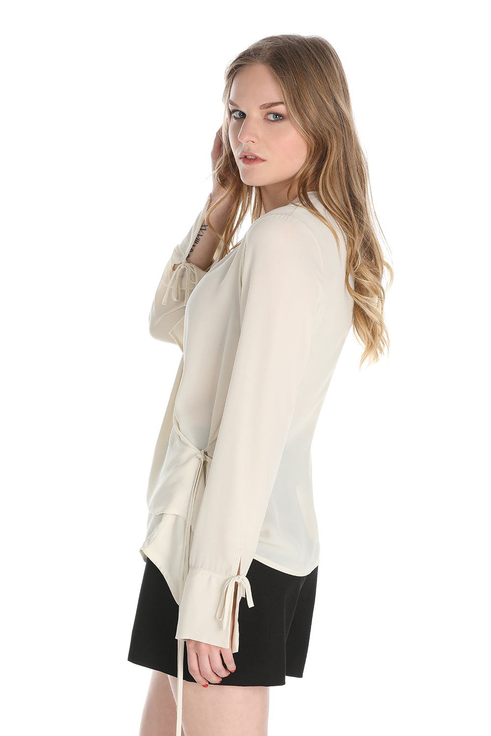 SANTASA 领口荷叶边长袖交叉女式衬衫