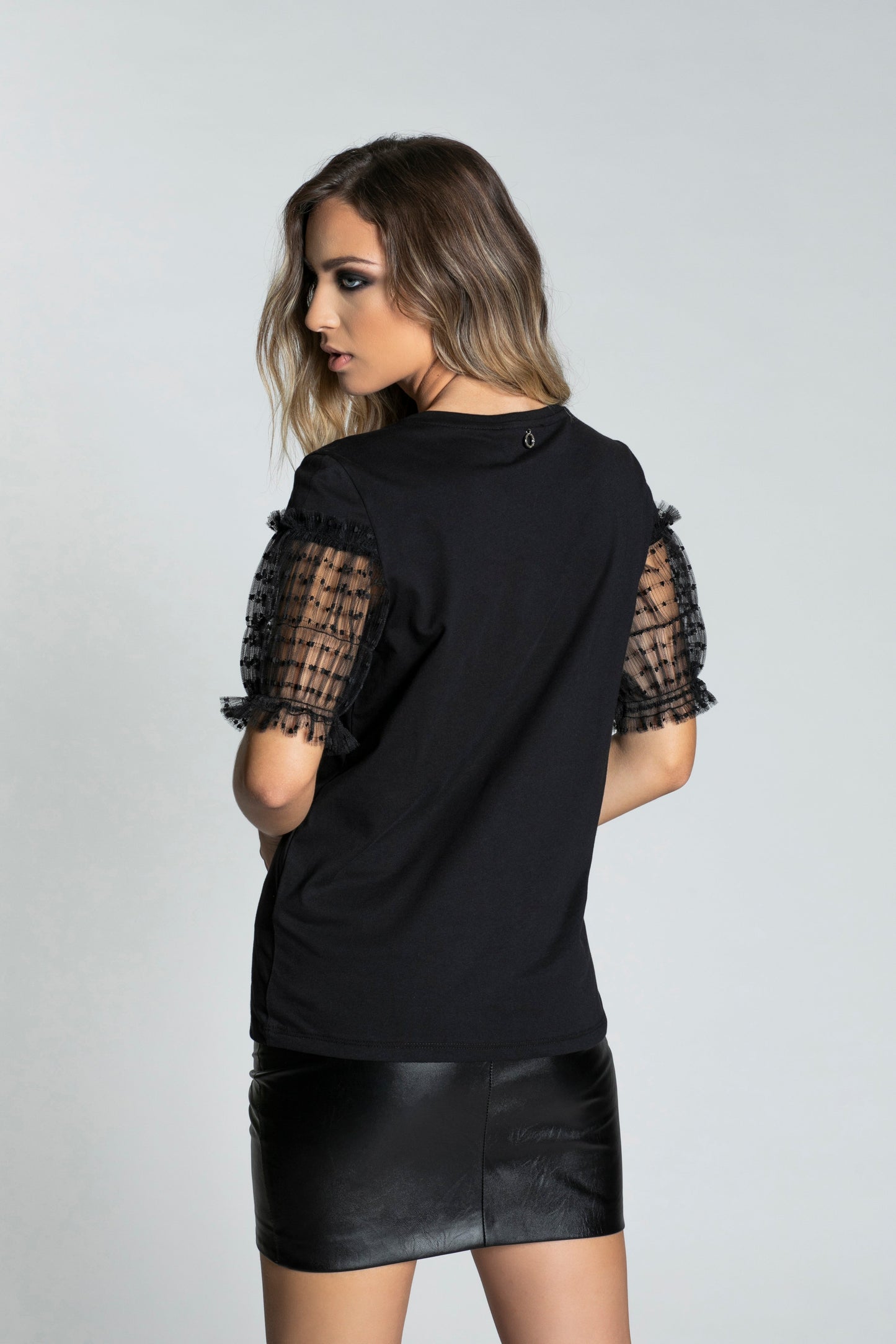 T 恤 PRIMAD 半袖薄纱 plumetis 荷叶边加印花