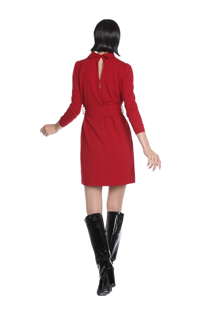 YATELL 短款连衣裙 m.3/4 卷曲后背垂饰加腰带配胸针