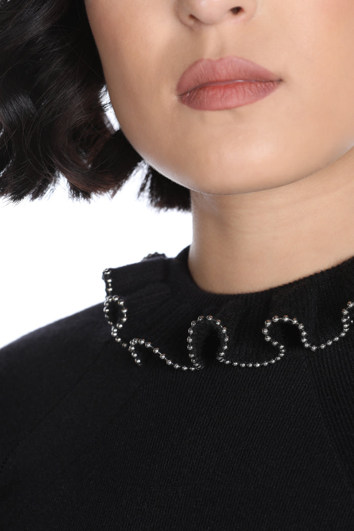 SPOSYN 短款连衣裙 m.3/4，带褶皱领和珠饰