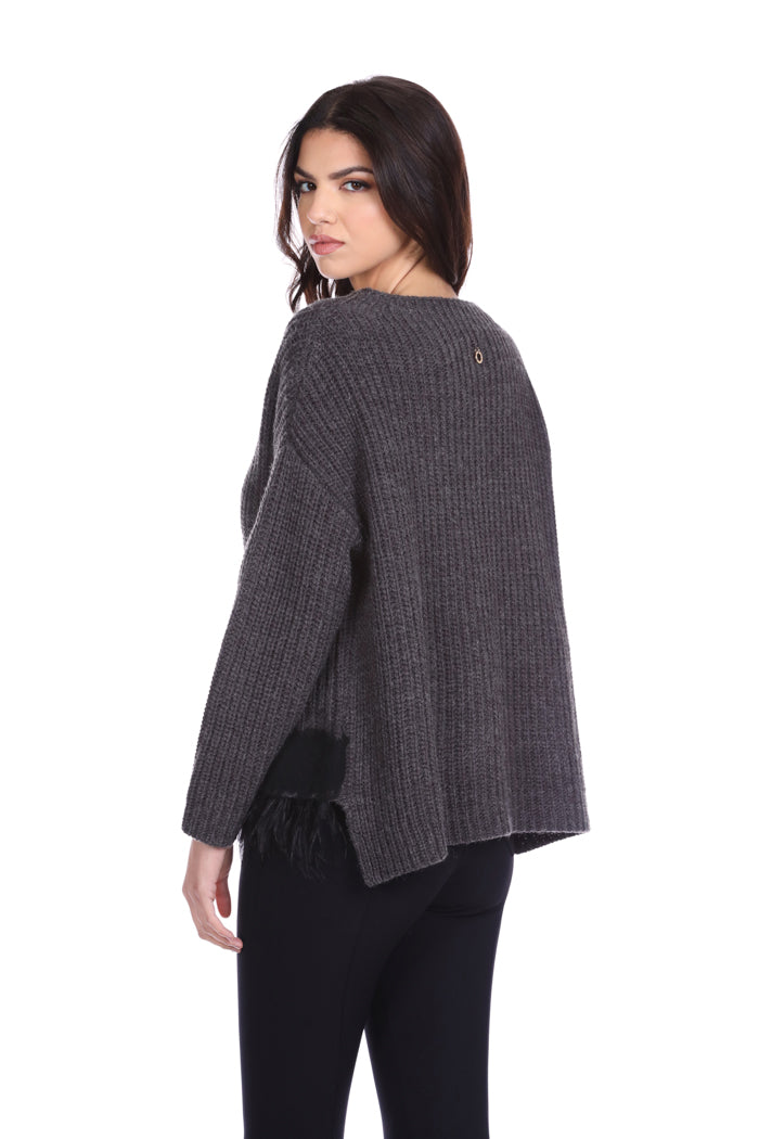 STISHAR 长袖高领毛衣，配以布料和羽毛嵌件