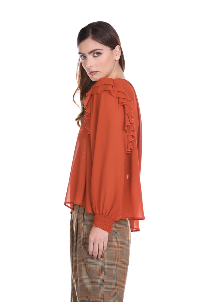 RASHA 女式衬衫，采用喷花褶边面料制成