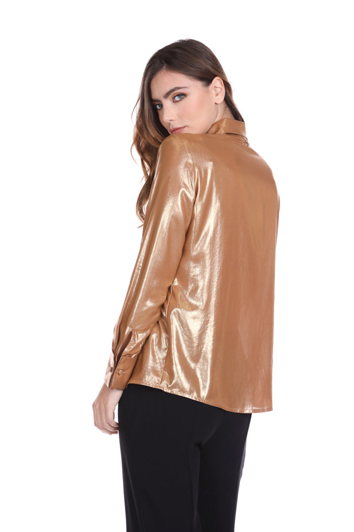 SATIVA 长袖衬衫，翻边袖口加纽扣和涂层链条