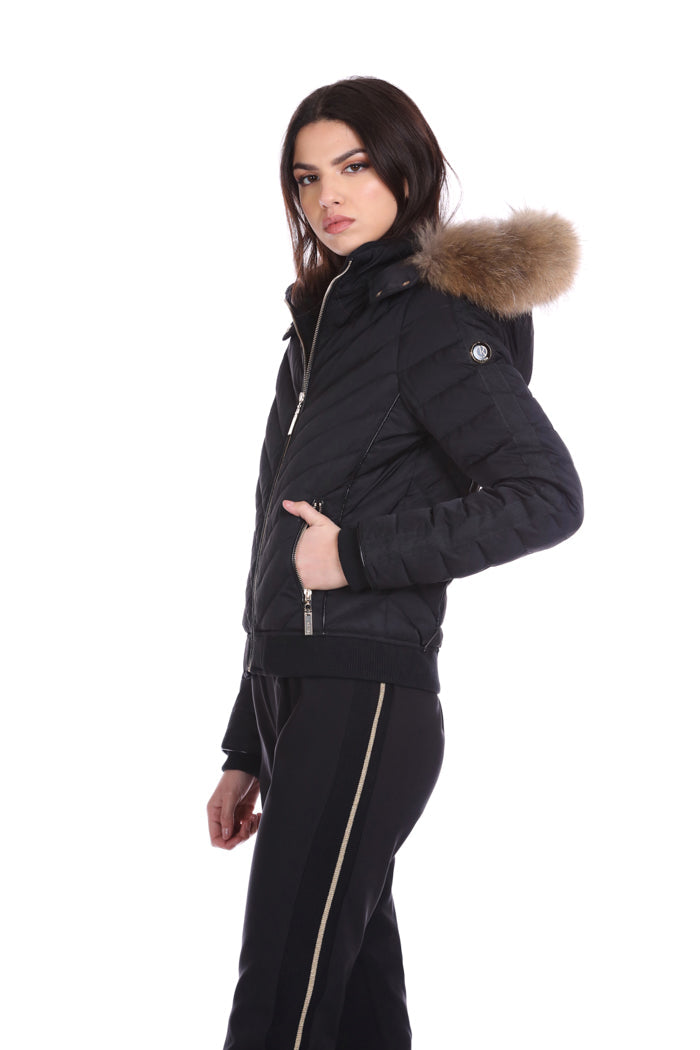 RIVERS 短款长袖羽绒服，生态皮革细节加罗纹边缘加毛皮风帽