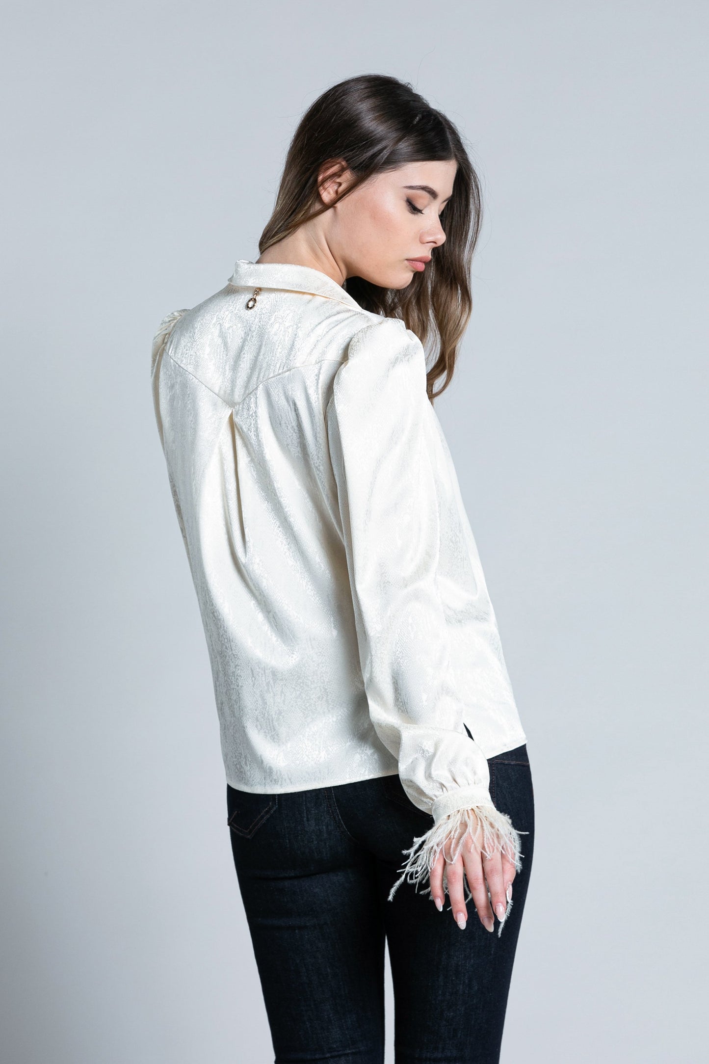 SAMY 羽毛多褶剪裁长袖衬衫