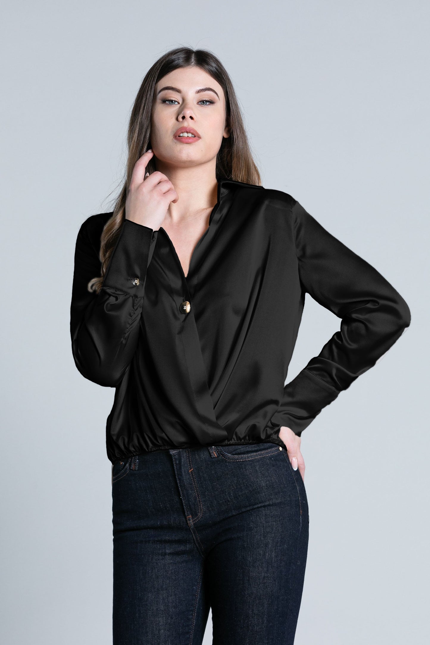 TORAS 衬衫长袖交叉领口带纽扣加不对称松紧带