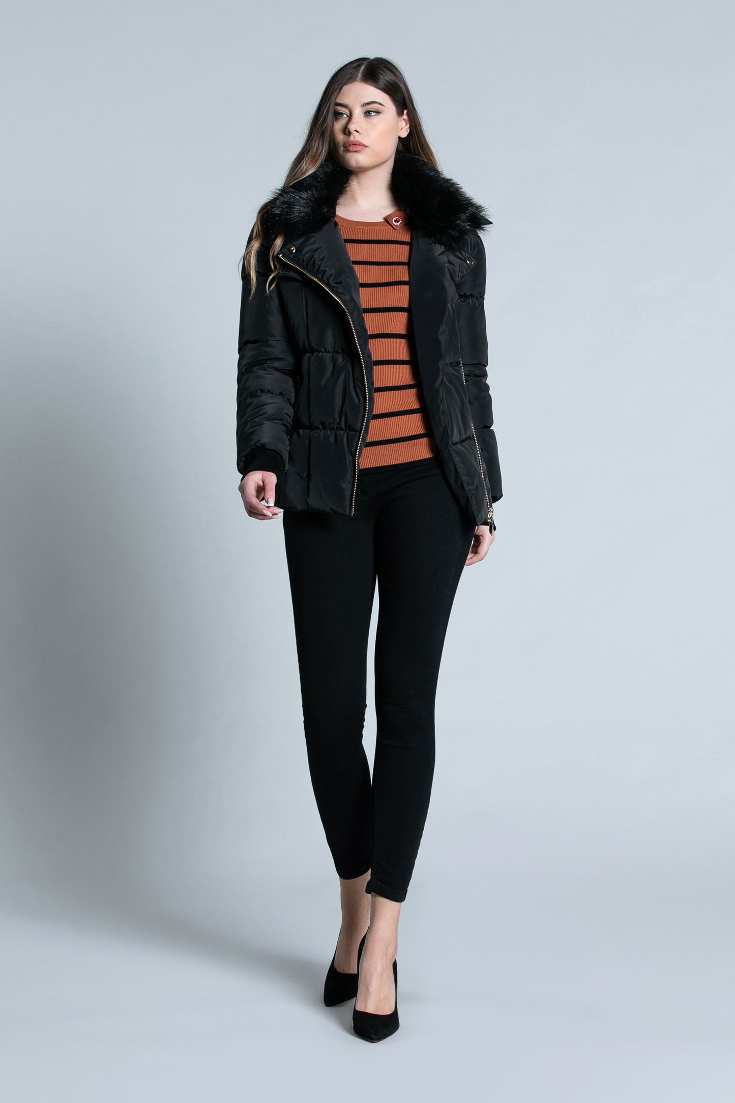 SCHET 长袖羽绒服，带拉链加口袋加人造毛皮加罗纹饰面