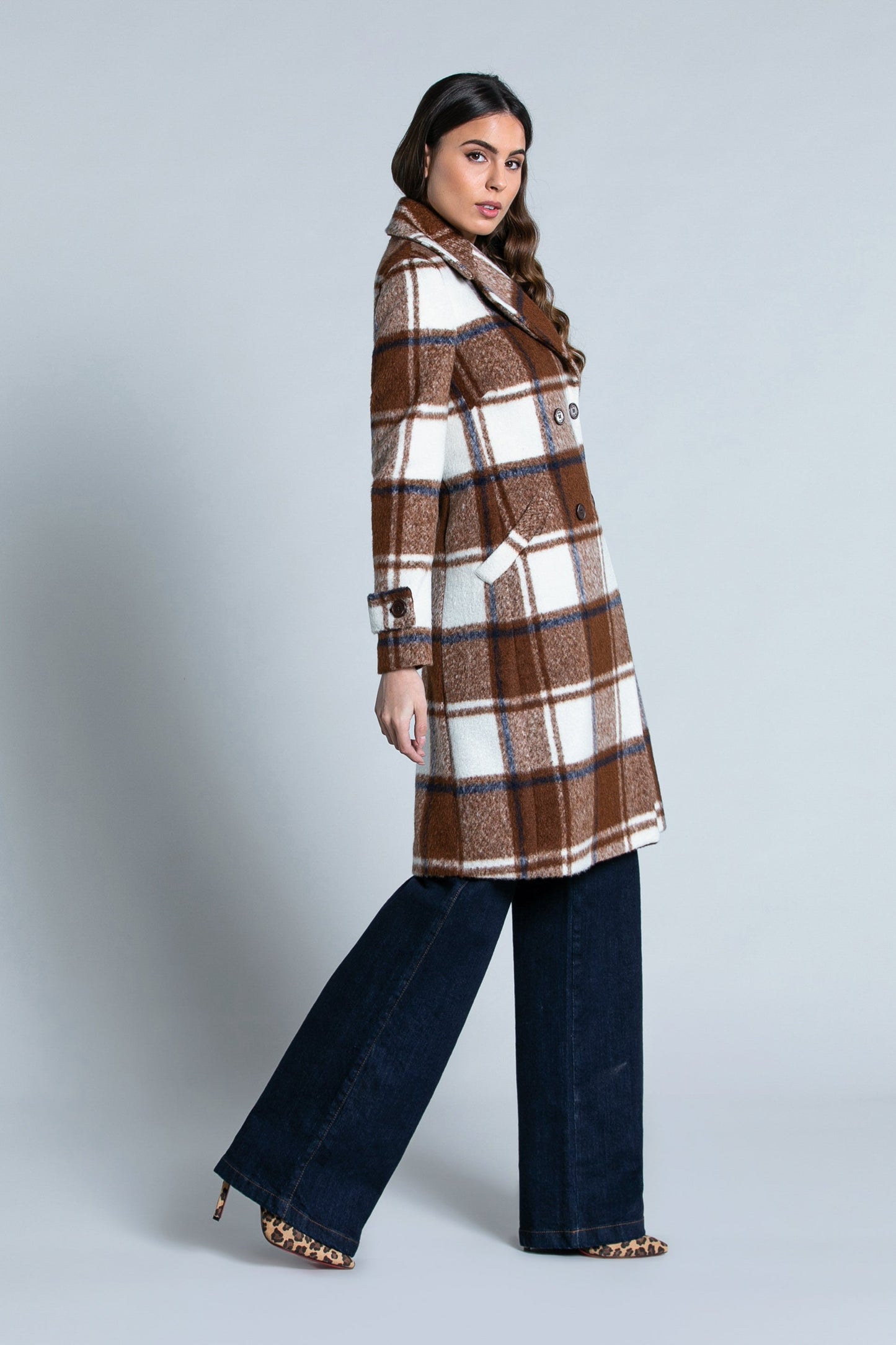 双排扣 Mar 加方形口袋长袖 RETIF 大衣