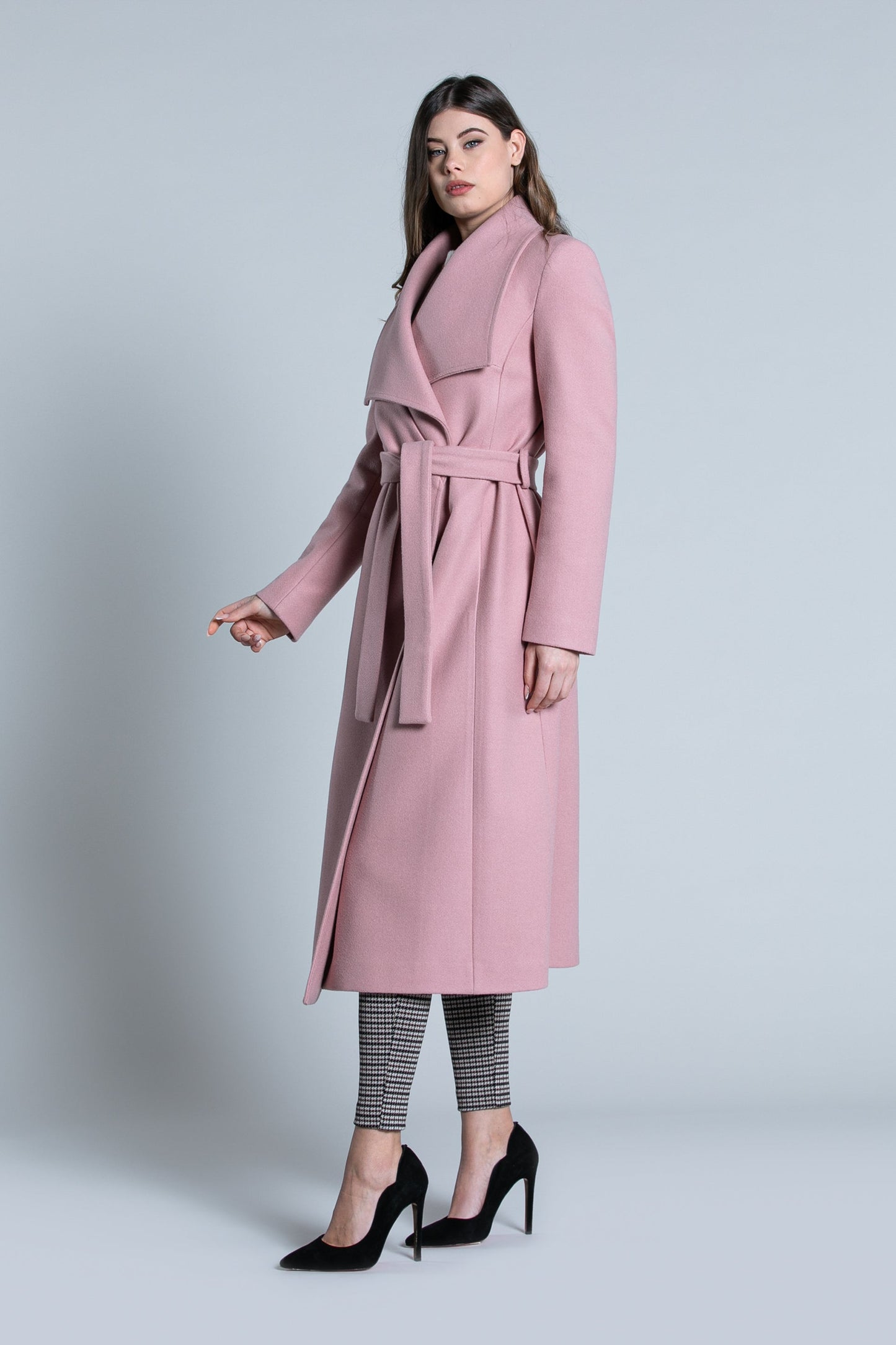 RIMMO 宽领加腰带长袖大衣