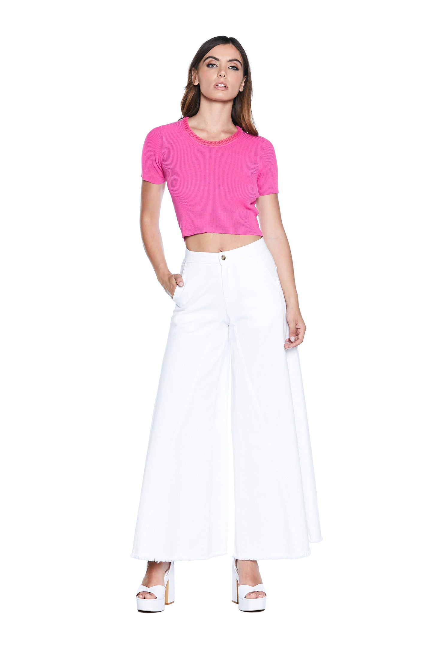 VRENTUN 罗纹领边短款半袖毛衣