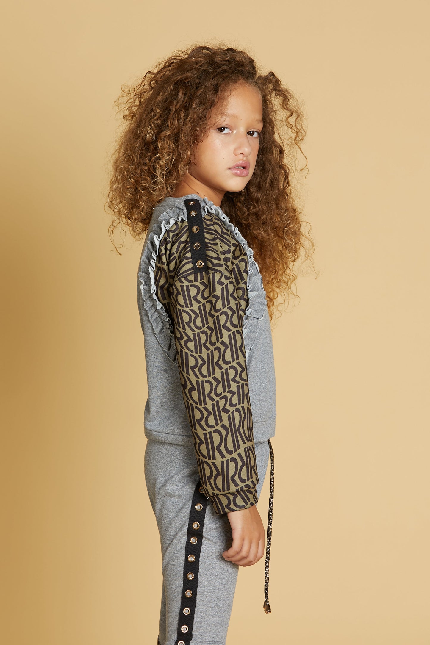 SAGITTARIUS fant.relish 运动衫 passam.vele plus 荷叶边