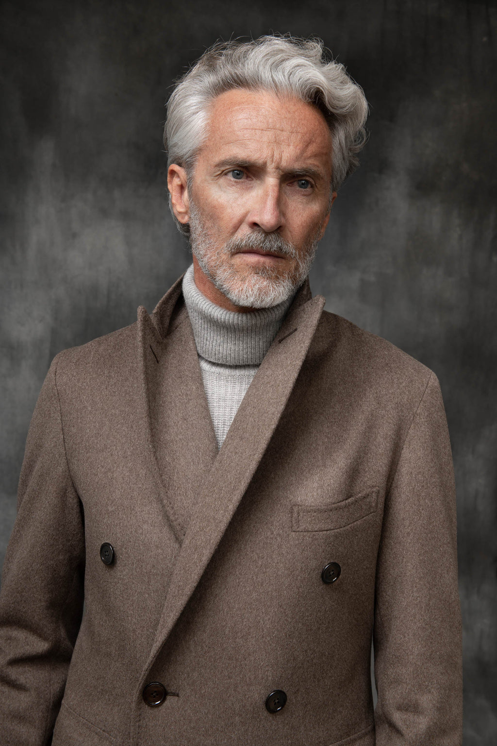 Loro Piana 羊毛灰褐色 Polo 衫——意大利制造