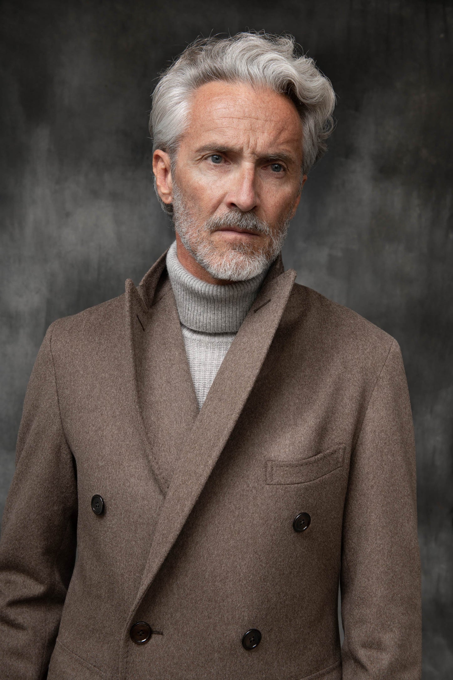 Loro Piana 羊毛灰褐色 Polo 衫——意大利制造