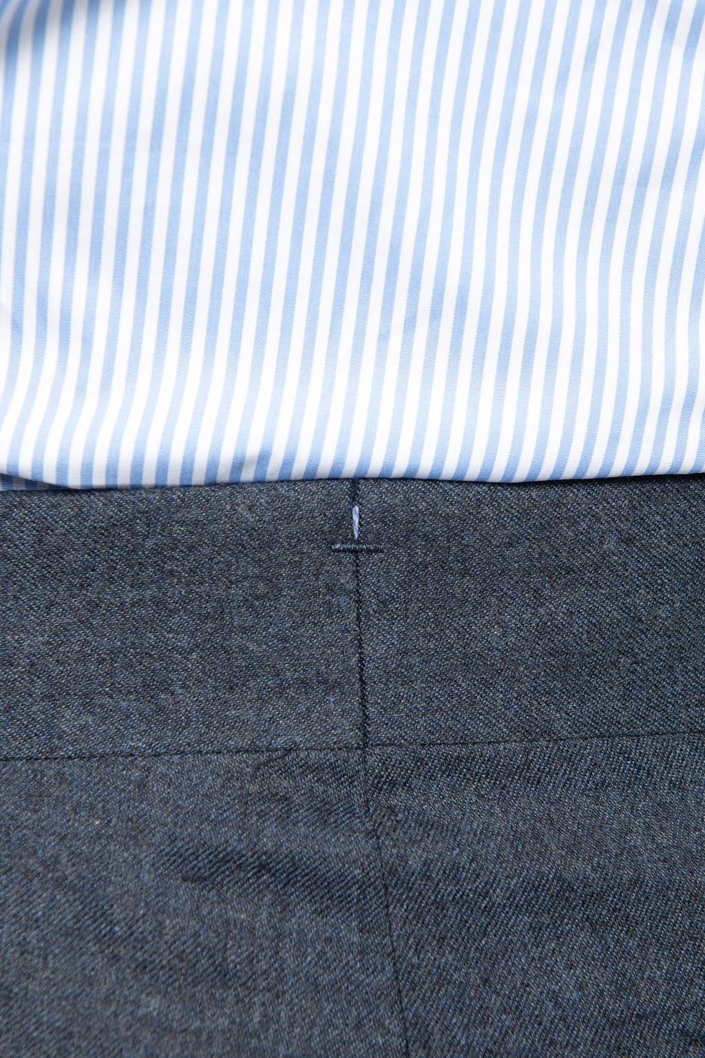 Avio 法兰绒长裤“Soragna Capsule Collection”——意大利制造