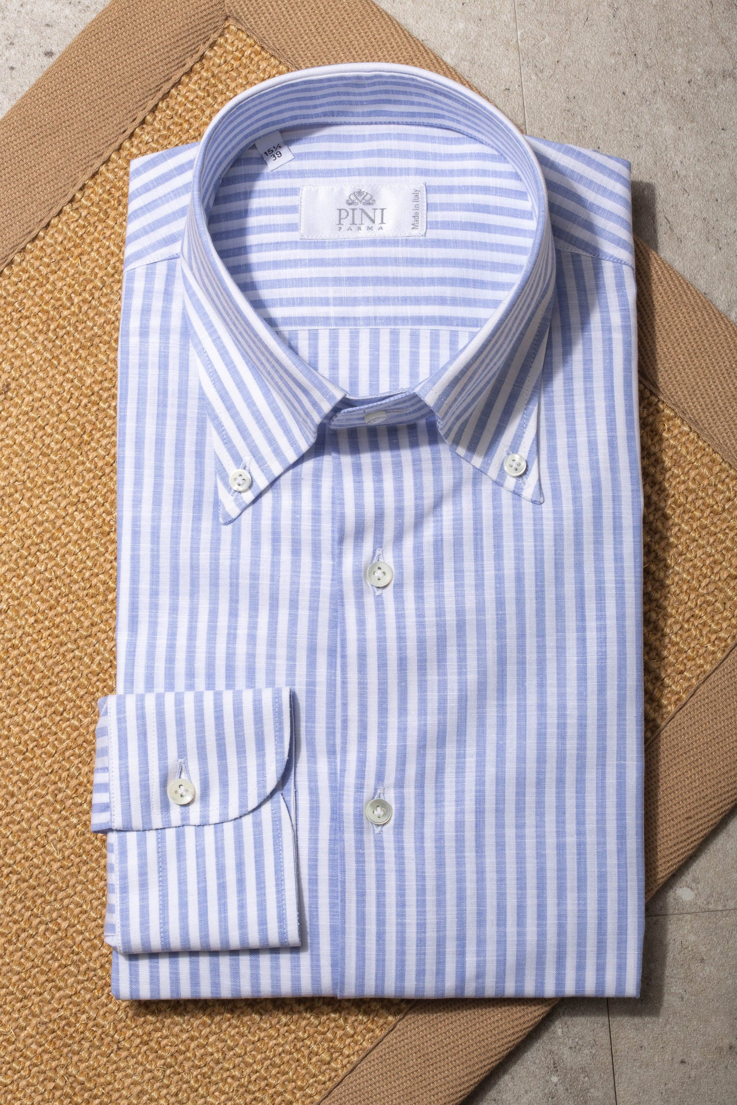 纽扣浅蓝色条纹衬衫“Sartoriale 系列”- 意大利制造