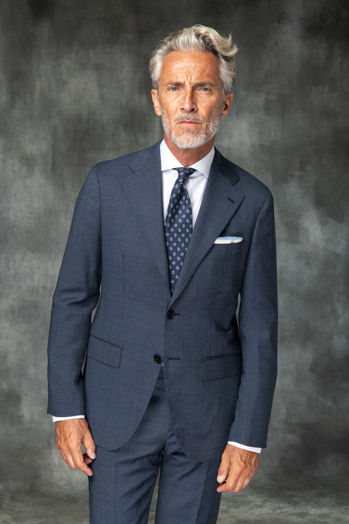 Loro Piana 羊毛蓝色 Avio 威尔士亲王全帆布西装 - 意大利制造