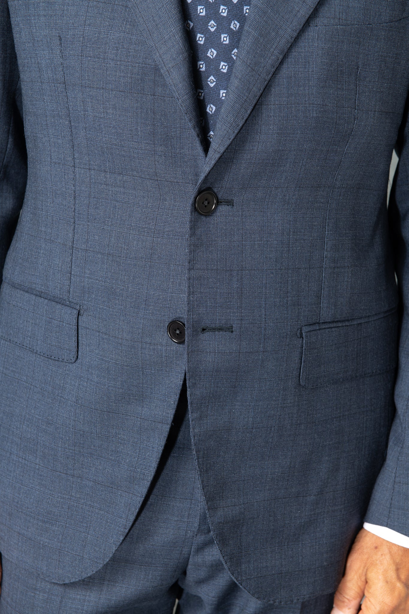 Loro Piana 羊毛蓝色 Avio 威尔士亲王全帆布西装 - 意大利制造
