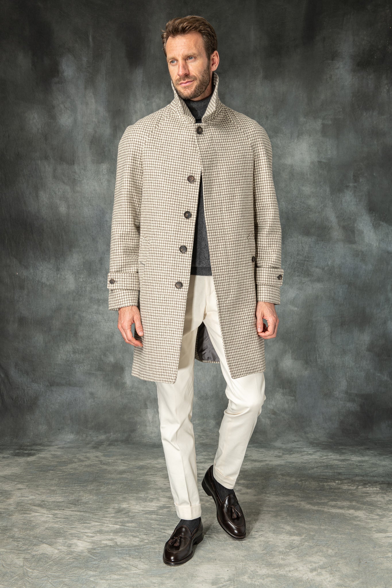 千鸟格插肩大衣——意大利制造