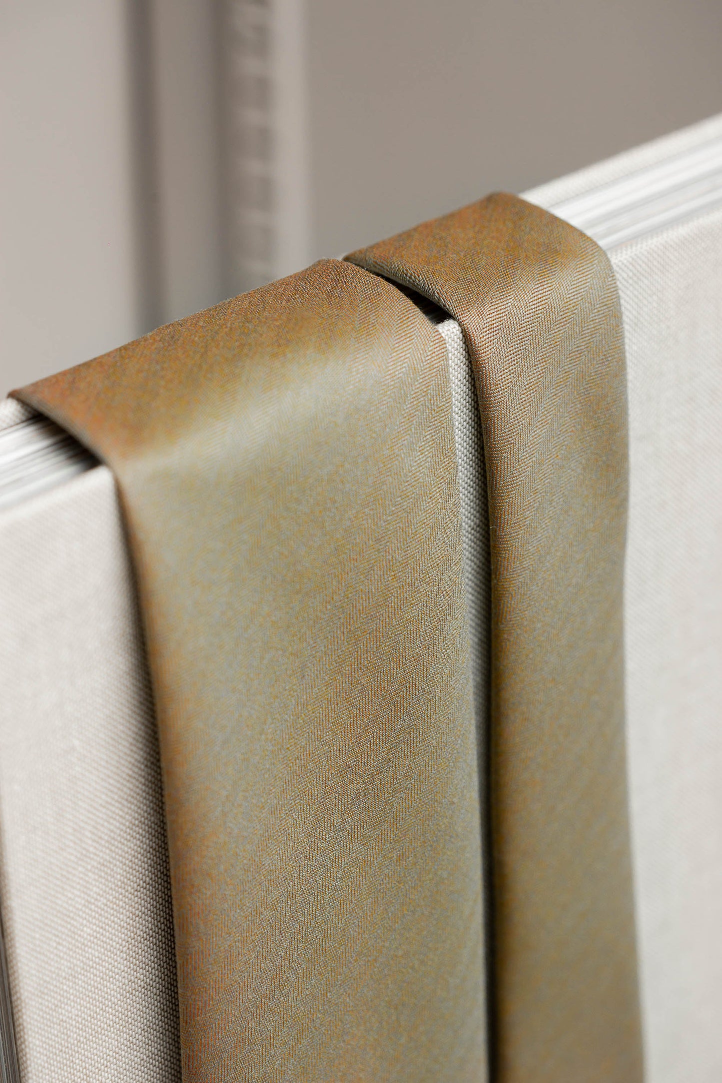 Solaro Loro Piana S200 羊毛领带 - 意大利制造